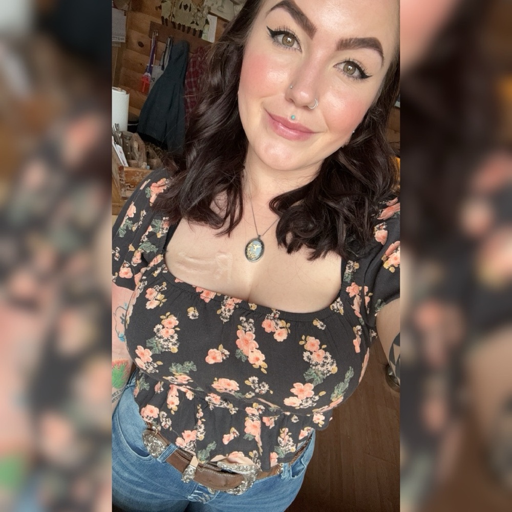 Meet your Posher, Sage